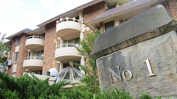 Waldorf Wahroonga Residential - Accommodation Port Macquarie 8