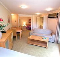 Waldorf Wahroonga Residential - Accommodation Port Macquarie