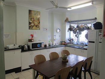 Casa Central Accommodation - Hostel - Accommodation Port Macquarie 0