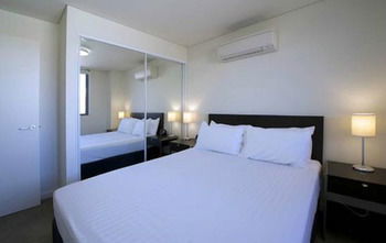 Chifley Executive Suites - Accommodation Port Macquarie 12
