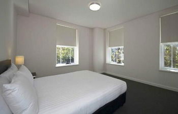 Chifley Executive Suites - Accommodation Port Macquarie 14