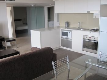 Chifley Executive Suites - Accommodation Port Macquarie 3