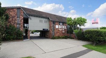 The Huskisson - Accommodation Port Macquarie 10