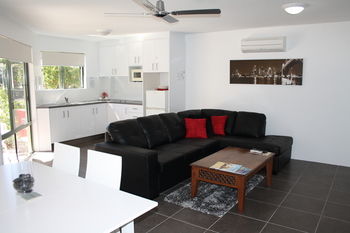 Noosa River Retreat - Accommodation Port Macquarie 7