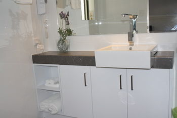 Noosa River Retreat - Accommodation Port Macquarie 10