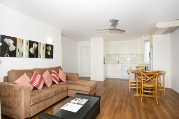 Maison Noosa Beachfront Resort - Accommodation Port Macquarie 2