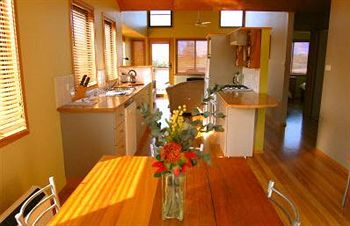 Worrowing At Jervis Bay - Accommodation Port Macquarie 9