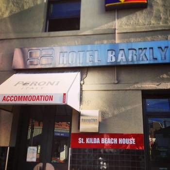 St Kilda Beach House @ Hotel Barkly - Hostel - Accommodation Port Macquarie 15