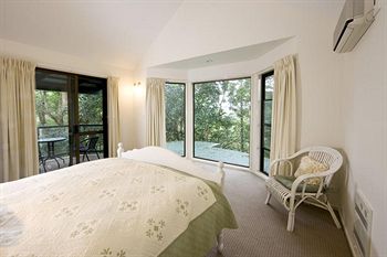 Montville Attic - Accommodation Port Macquarie 6
