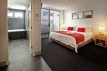 Crown On Darby - Accommodation Port Macquarie 4