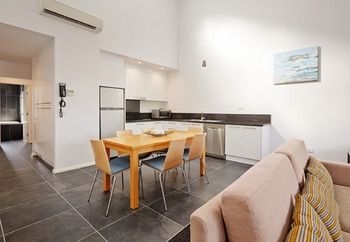 Crown On Darby - Accommodation Port Macquarie 14