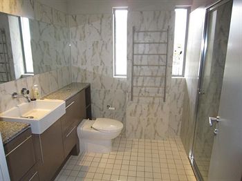 Wyndel Apartments - Harbour Watch - Accommodation Port Macquarie 8