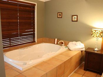 House Of Laurels - Accommodation Port Macquarie 28