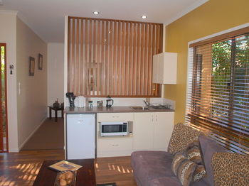 The African Cottage - Accommodation Port Macquarie 21