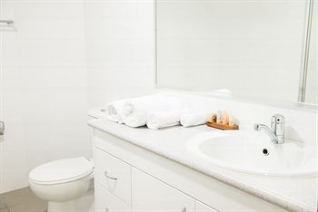 Copacabana Shores - Accommodation Port Macquarie 0