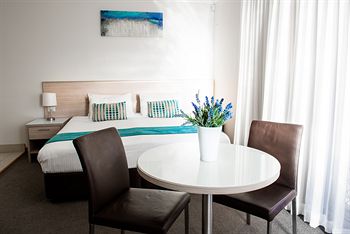 Copacabana Shores - Accommodation Port Macquarie 5