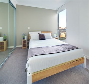 Zara Tower - Luxury Suites And Apartments - Accommodation Port Macquarie 6
