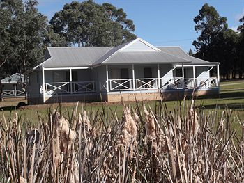 Cam-Way Estate - Accommodation Port Macquarie 1