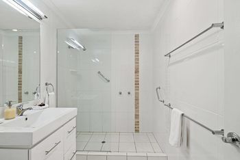 Eden Lodge - Accommodation Port Macquarie 4