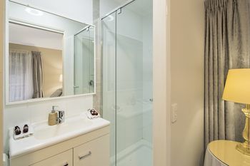 Eden Lodge - Accommodation Port Macquarie 5