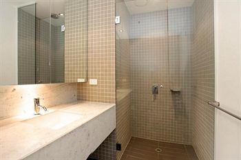 Astra Apartments - St Kilda Rd - Accommodation Port Macquarie 6