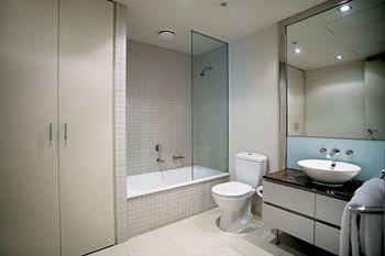 Astra Apartments - St Kilda Rd - Accommodation Port Macquarie 8