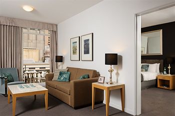 Treasury On Collins - Accommodation Port Macquarie 11