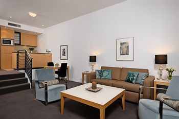Treasury On Collins - Accommodation Port Macquarie 14