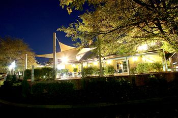 Macquarie Inn - Accommodation Port Macquarie 5