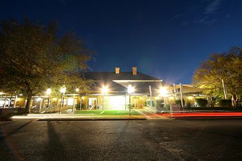 Macquarie Inn - Accommodation Port Macquarie 6