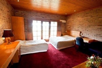 Macquarie Inn - Accommodation Port Macquarie 7