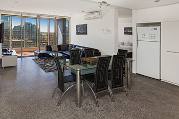 Melbourne Holiday Apartments At McCrae Docklands - Accommodation Port Macquarie 20
