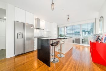 Melbourne Holiday Apartments At McCrae Docklands - Accommodation Port Macquarie 31