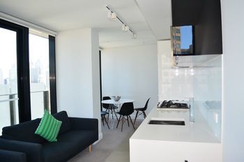 Apartments Melbourne Domain - CBD - Accommodation Port Macquarie 3