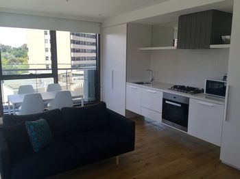 Apartments Melbourne Domain - South Melbourne - Accommodation Port Macquarie 5