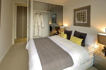 Apartments Melbourne Domain - South Melbourne - Accommodation Port Macquarie 19