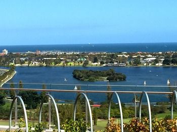Apartments Melbourne Domain - South Melbourne - Accommodation Port Macquarie 54
