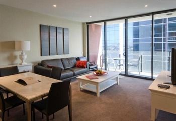 Apartments Melbourne Domain - Docklands - Accommodation Port Macquarie 15