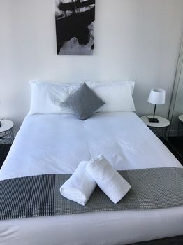 Apartments Melbourne Domain - Docklands - Accommodation Port Macquarie 56