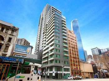 Melbourne Holiday Apartments At Northbank â€“ Downie Street - Accommodation Port Macquarie 5