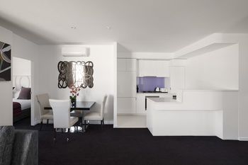 The Sebel Melbourne Docklands - Accommodation Port Macquarie 1
