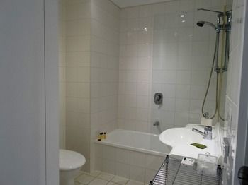 Alpha Apartments Melbourne - Accommodation Port Macquarie 23