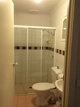 Box Hill Studios At Canterbury Gardens - Accommodation Port Macquarie 3