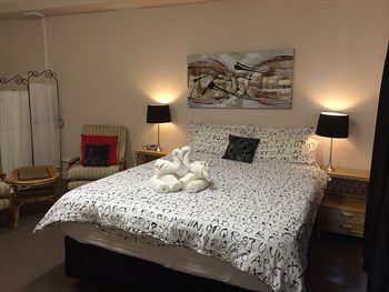 Box Hill Studios At Canterbury Gardens - Accommodation Port Macquarie 15