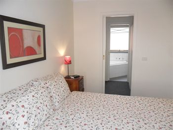 Australian Home Away @ Box Hill 32 - Accommodation Port Macquarie 5