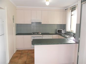 Australian Home Away @ Box Hill 32 - Accommodation Port Macquarie 11