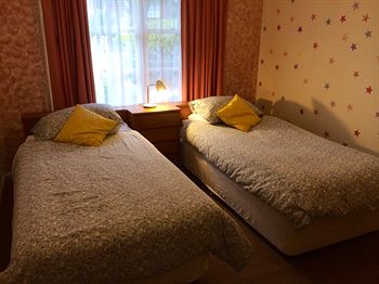 Australian Home Away @ Doncaster Grange Park - Accommodation Port Macquarie 5