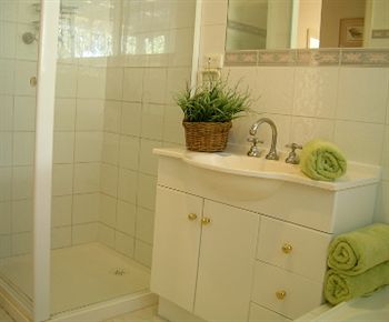 Australian Home Away @ Doncaster Grange Park - Accommodation Port Macquarie 20