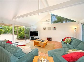 44 Cooran Court - Accommodation Port Macquarie 6