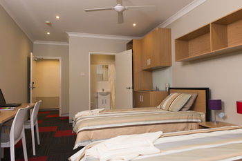 Sydney Student Living - Hostel - Accommodation Port Macquarie 13